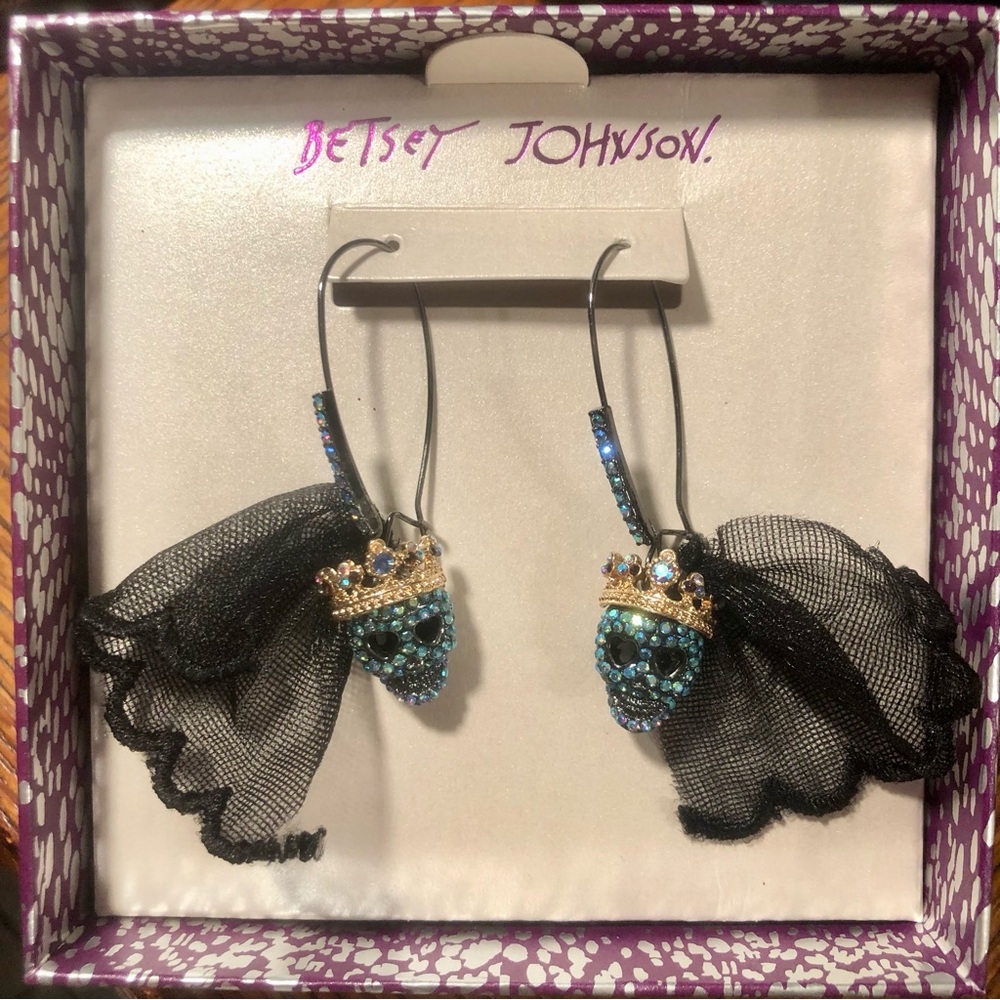 NWT BETSEY JOHNSON BLUE CRYSTAL SKULLS DANGLE EARRINGS